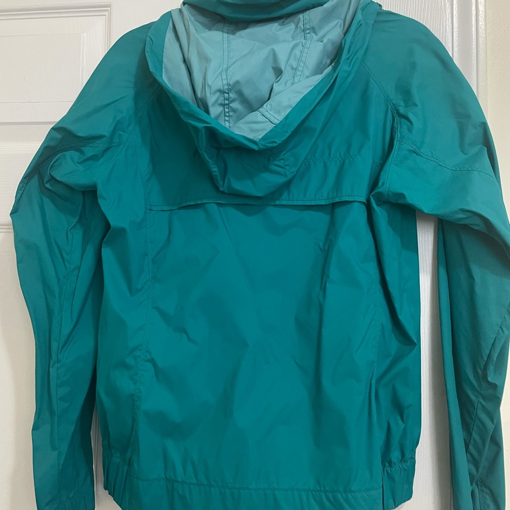 Columbia light raincoat, great condition